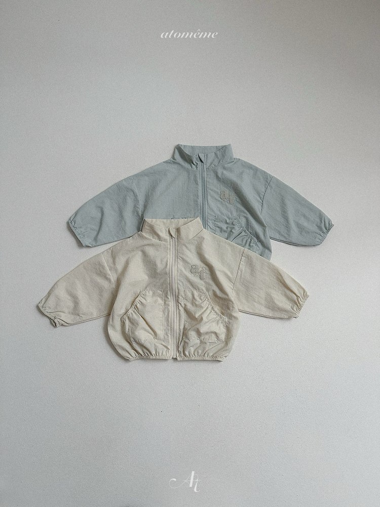 ウィンディジャケット